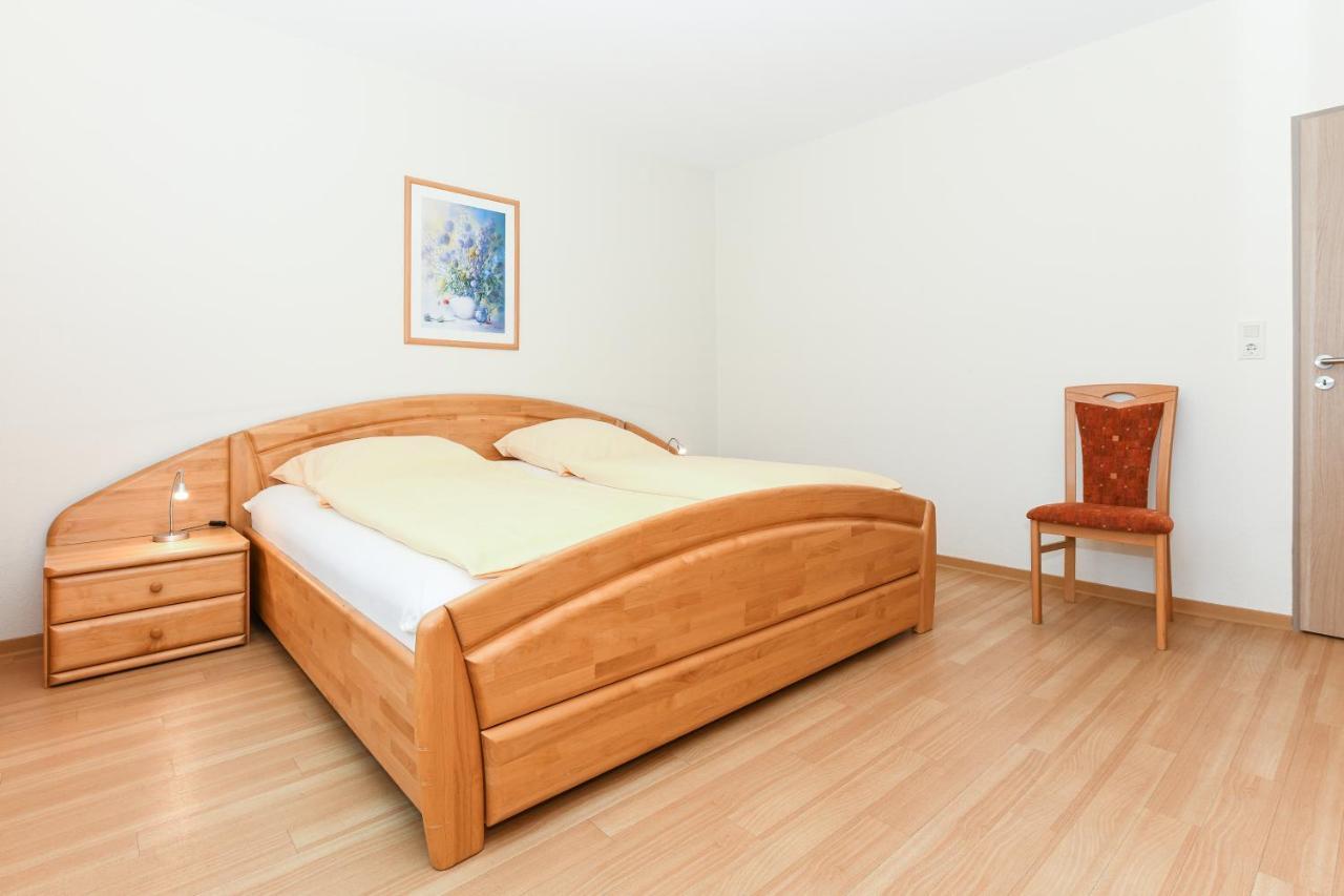 Haus Luettje Hoern Erdgeschoss Bensersiel Bagian luar foto